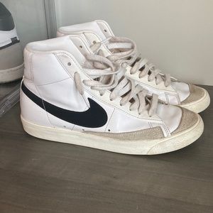Nike blazer mid 77